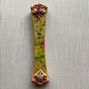 Floral Decorative Handle with Gem Accents